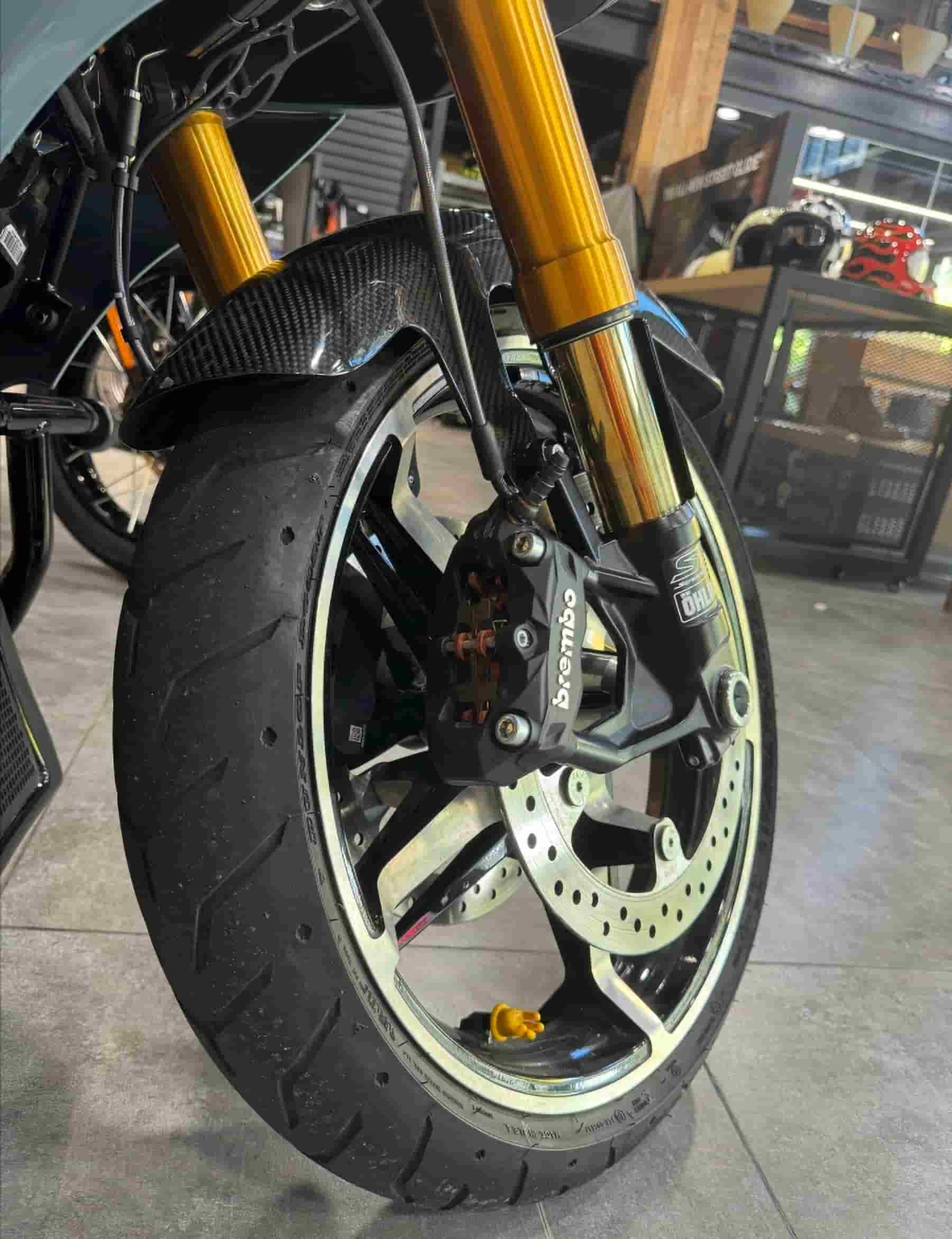 Carbon Fiber Harley Davidson Parts Motorcycle Full Accessories | Harley 2023-2025 CVO Road/Street Glide, 2024-2025 Road Glide/ CVO Road Glide ST - Image 11