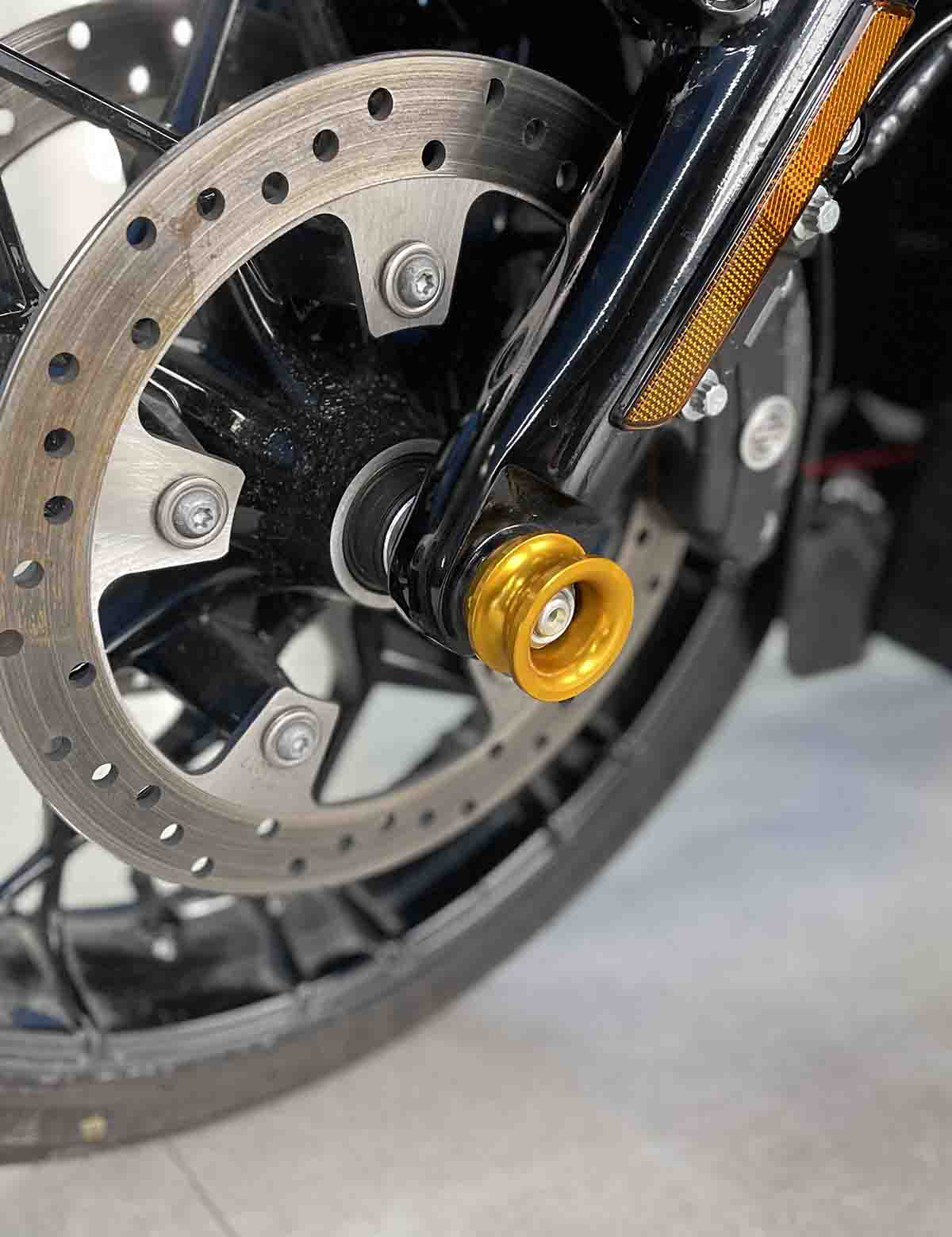 Front Wheel Axle Nut Decorative Cover Caps | Aluminum Alloy | Harley 2008-after Touring, Softail - Image 7