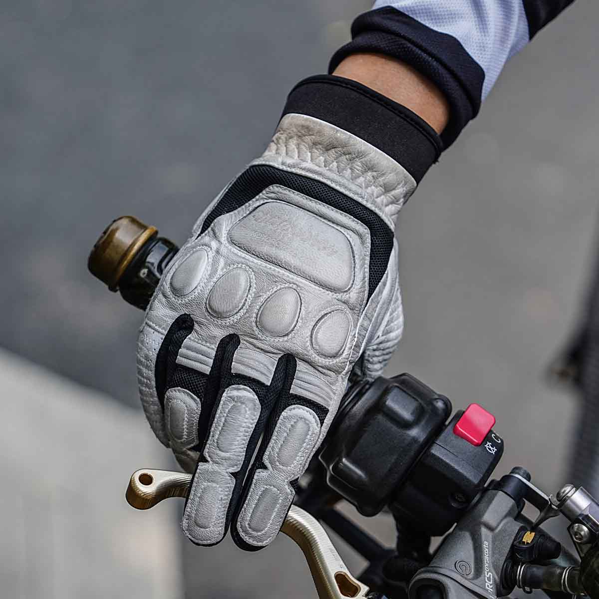 Retro Leather Motorcycle Gloves | Breathable Touchscreen Shockproof Anti-Slip Hard Knuckles Thickened Palm Pad - Image 2