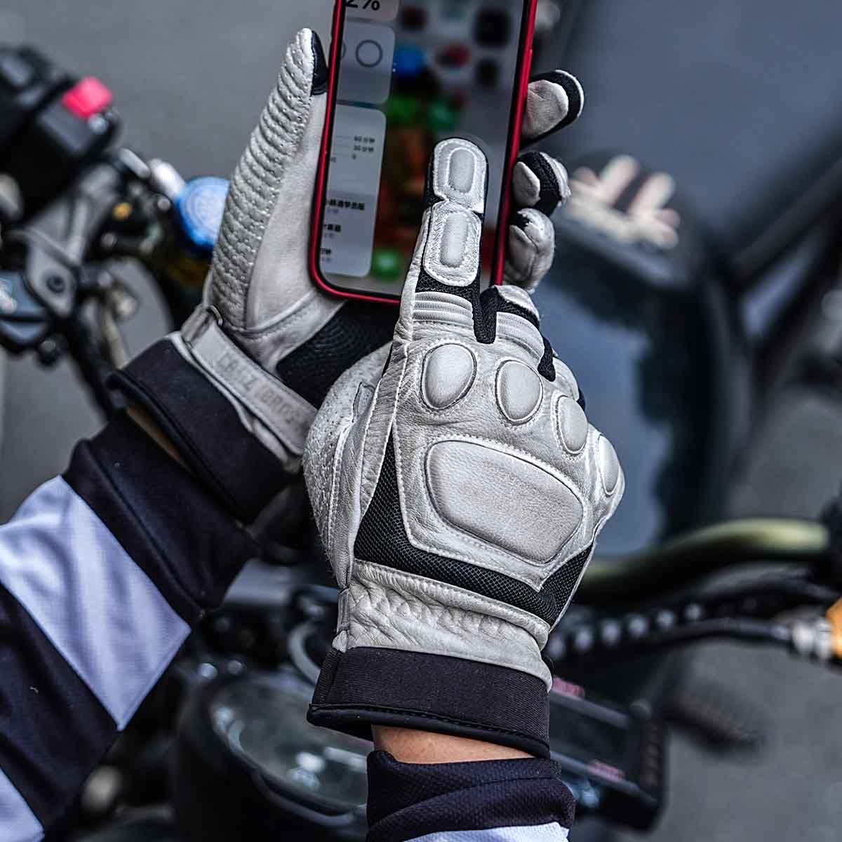 Retro Leather Motorcycle Gloves | Breathable Touchscreen Shockproof Anti-Slip Hard Knuckles Thickened Palm Pad - Image 3