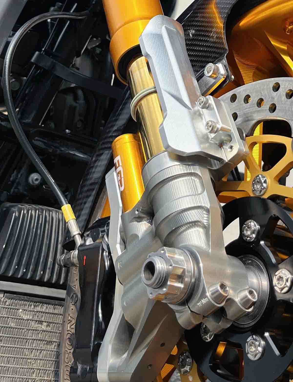 Radial Brake Caliper Bracket | Harley Glide with Öhlins FGR300/ FF520 Inverted Front Forks - Image 2